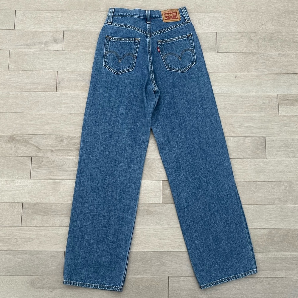 Levi’s High-Waisted Loose Straight Jeans